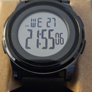 YUINK 1502-5 uktra-thin digital watch NEW Black